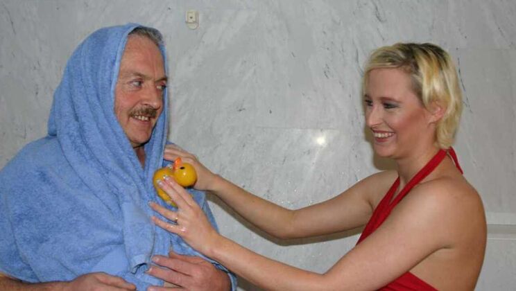 [Oldje] - Young and Old Cum Swallowing - Gustavo - Irenne