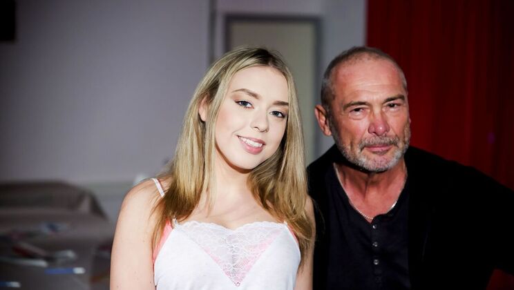 [Oldje] - Young Blonde Pussy