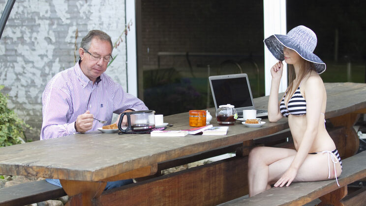 [Oldje] - Beata Undine Gets Filled