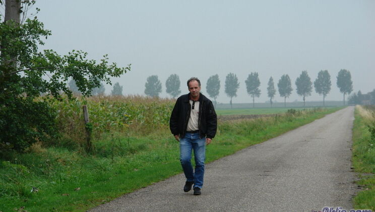 [Oldje] - Alisa's Natural Tits Get Caressed by Erick in the Bathroom