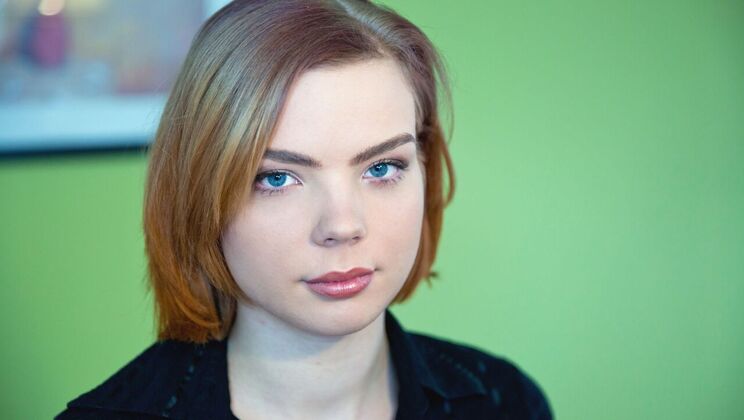 [Oldje] - Hugo Gets Young And Tight - Sofia - Hugo