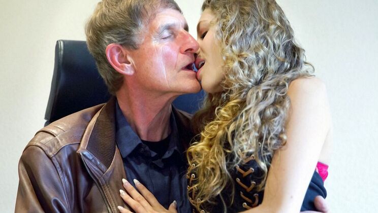 [Oldje] - Patrik's Kinky Pussy Licking