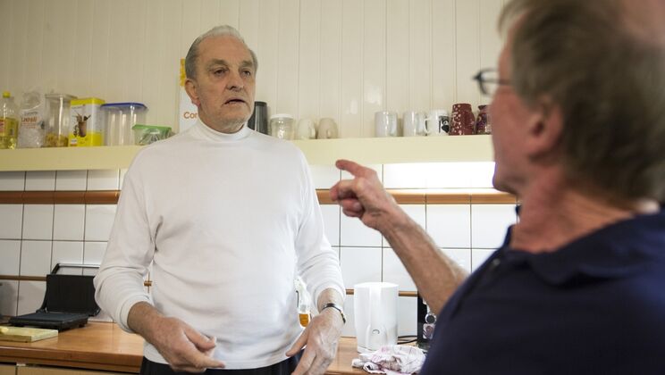 [Oldje] - Maid Blowjob and Cumshot - John - David - Teressa Bizarre