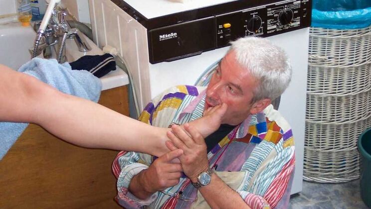 [Oldje] - Spying George and Blonde Maggie in Shower - George - Maggie Sweet