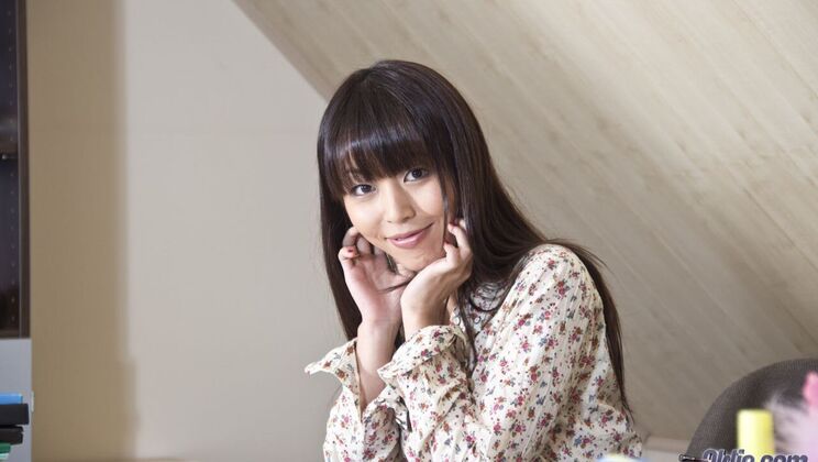 [Oldje] -  Hairy Asian Pussy Eaten Out by Old Dude 