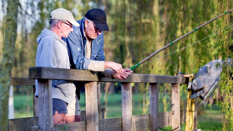 [Oldje] - Old Dick Fishing - John - David - Jessica Malone
