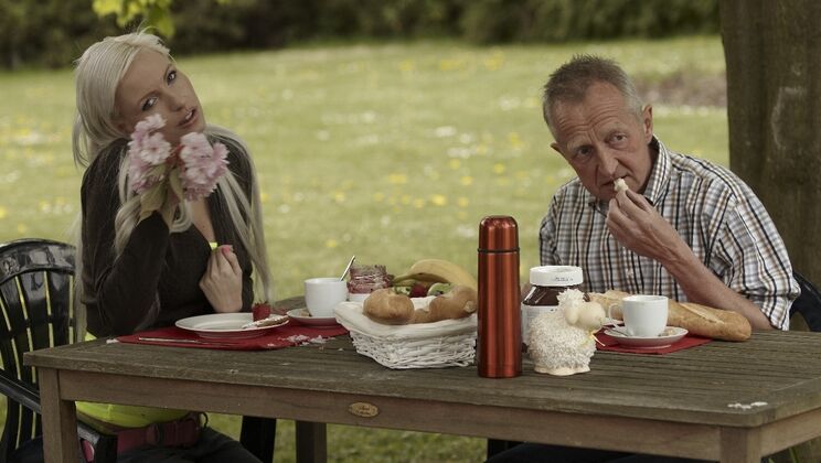 [Oldje] - Outdoor Blowjob Fever - Doug - AlexisII