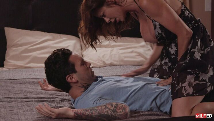 [Milfed] - Hot Brunette Mom Fucked in Doggystyle - Alexis Fawx - Small Hands