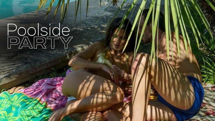 [JoyBear] - Party by the Pool with Couple - Alexa Tomas - Joel Tomas