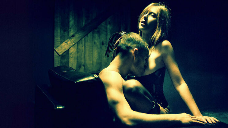 [SexArt] - Private Pleasures Uncovered - Linda Sweet - Maxmilian Dior