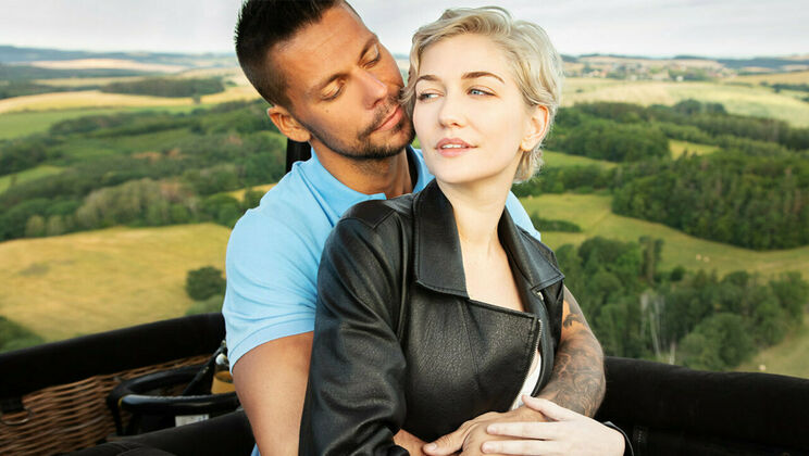 [SexArt] - Outdoor Sex with Skye Blue