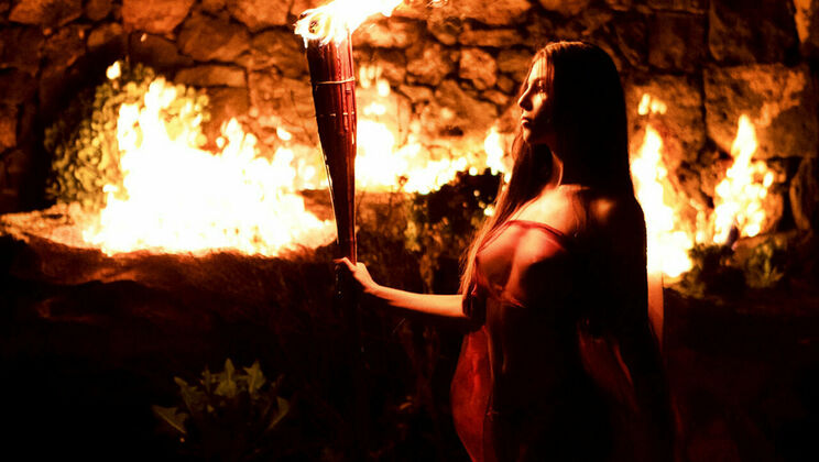 [SexArt] - Blonde Gets Creampie from Maxmilian Dior in Elements - Anya Krey - Maxmilian Dior