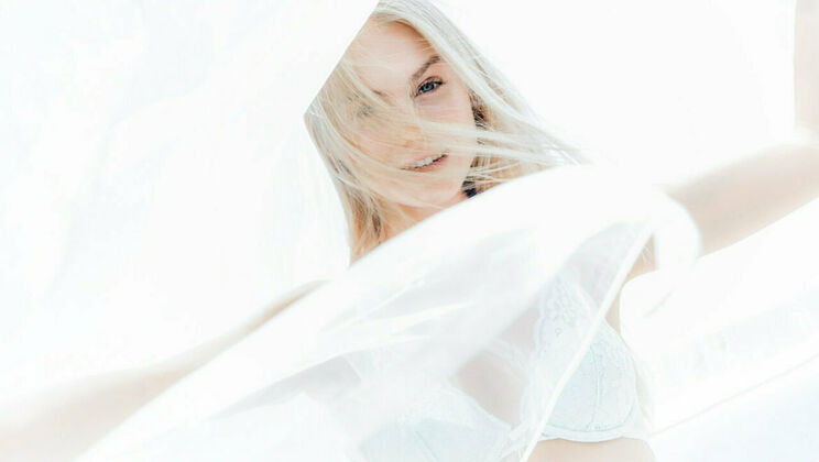 [SexArt] - Skinny Dipping and Doggystyle Fun