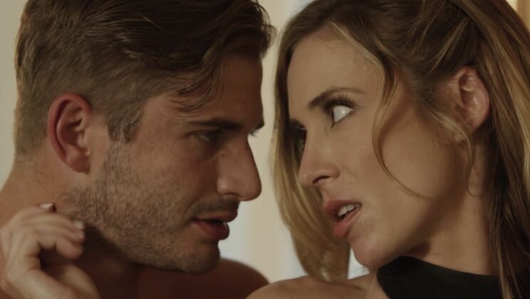 [BellesaFilms] - What You Want Exactly - Nathan Bronson - Aiden Ashley