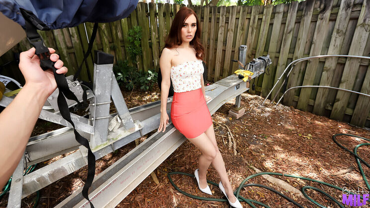 [BrattyMILF] - Super Skinny Stepmom Big Facial - Kiki Vidis