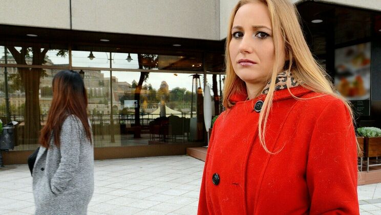 [PublicPickups] - Wife Gives Back with Sex for Charity - Kiki Cyrus