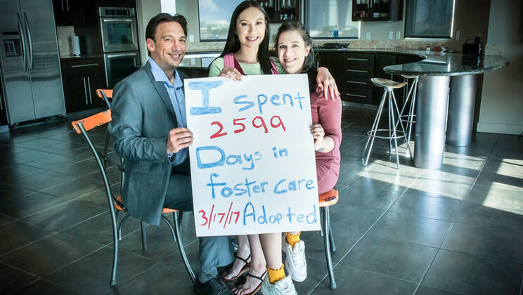 [FosterTapes] - Taboo Encounter with Foster Mom - Bobby Beefcakes - Jazmin Luv