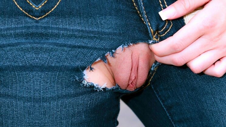  Amateur Kymberlee Gives Blowjob 