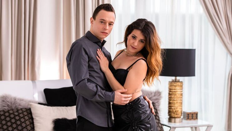 [21Sextury] - Uncover My Body - Nikki Nuttz - Valentina La Piedra