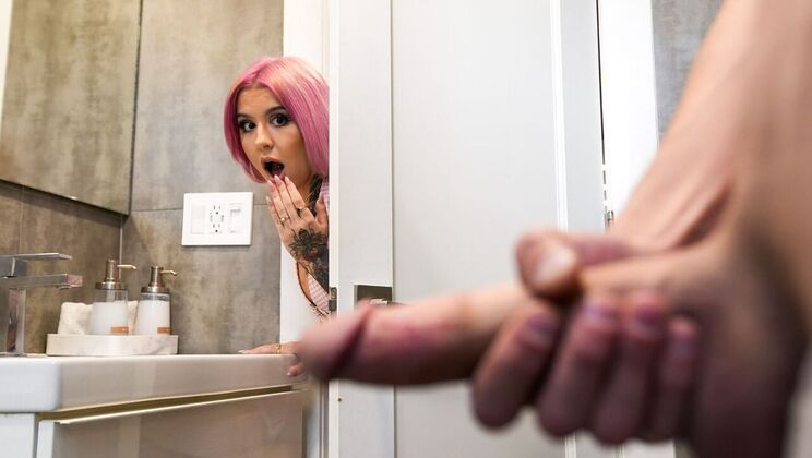 [MyPervyFamily] - Big Cock For Stepsis