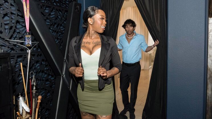 [LookAtHerNow] - Fisted and Fucked: Baby Gemini's Hidden Lair - Baby Gemini - Zane Walker