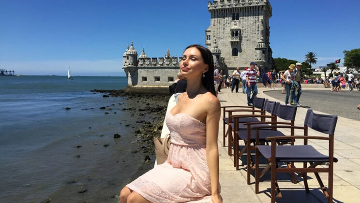 [ScenesXXXX] - Young and Beautiful Sasha Rose Striptease - Sasha Rose