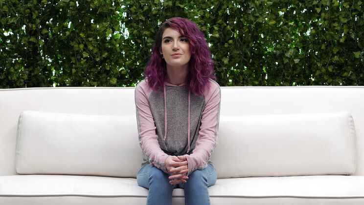 [NetGirl] - Scarlett's Cumshot Casting - Scarlett