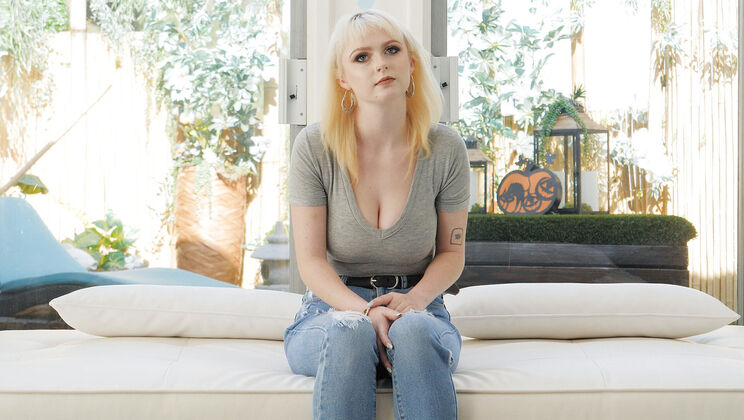 [CastingCouchHD] - Blowjob Audition with Carrie