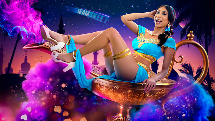 Pretty Latina Gives the Best Head