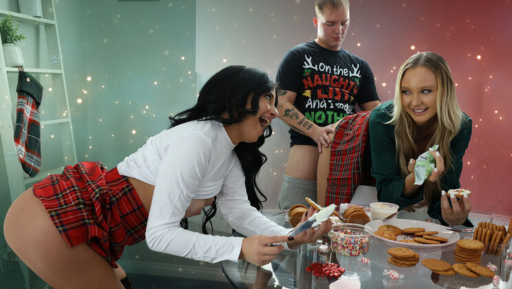 [MylfClassics] - Christmas Morning Freeuse with Blonde MILF - Paisley Porter - Joshua Lewis - Vanessa Marie