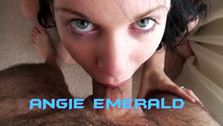 Young Angie Emerald Anal and Pussy Licking Scene
