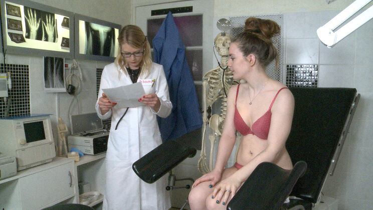 [Ersties] - Doro and Isabella: Sensual Blonde and Brunette Kissing