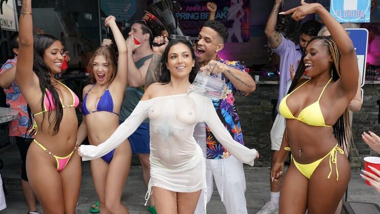 [RKPrime] - Amateur Spring Break Sex: Doggystyle & Cumshot Outdoor - Mike Ox - Mira Luv