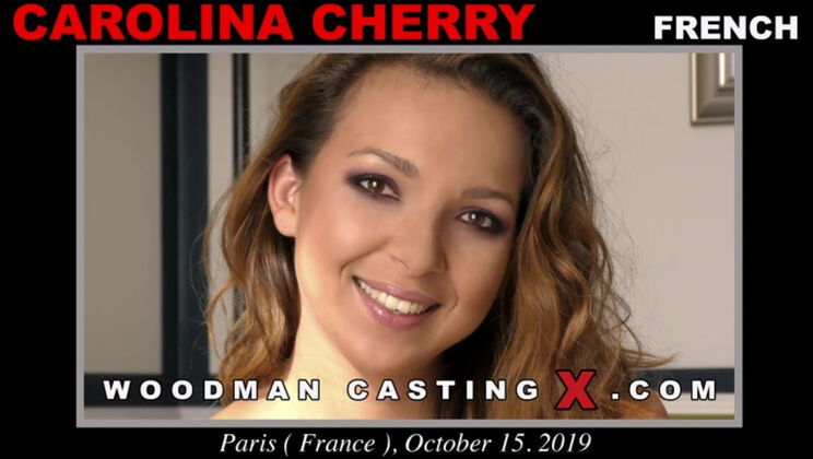 Carolina Cherry's Pussy Licking & Fisting with Big Lips